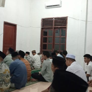 Semarak Gerakan Shubuh berjamaah BKPRMI Aceh Singkil di Surau Al-Muflihin Pasar Singkil.